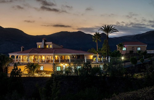Monte Leon Villa | Live with sea views in one of the finest urbanizations of Gran Canaria