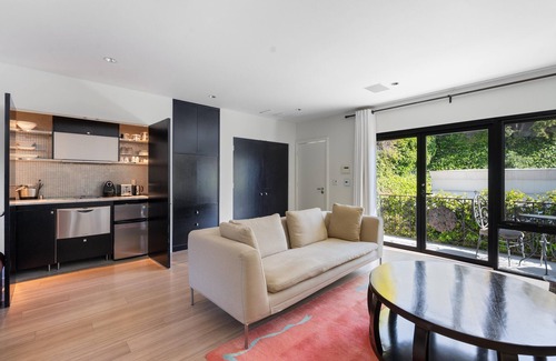 Beverly Hills Villa | Live Like a Star in this Luxury FULLY staffed Beverly Hills Villa, 4Beds/5 baths