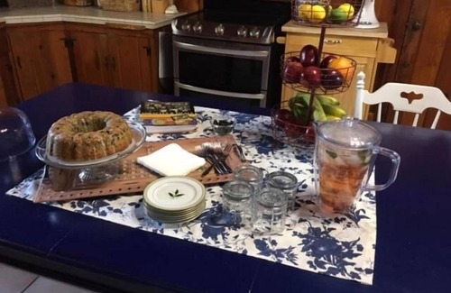 Glen Rose Bed & Breakfast | Live Oak B&B