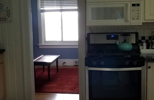 Athol Springs House | Live on the Lake! 3 Bdr, huge living room, fire pit, cabana, SUNSETS and FUN!