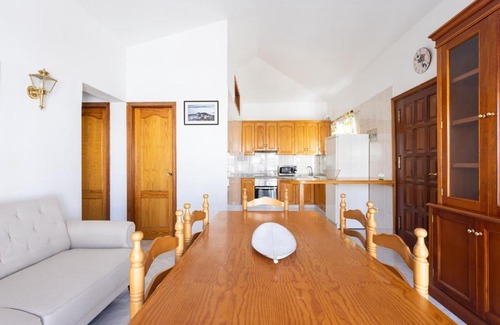 Abades Apartment | Live playa chica abades