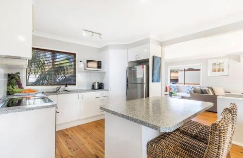 Vincentia House | Live The Dream - By Latitude South Coast