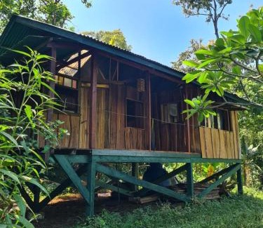 Isla Bastimentos House | Live the Jungle - Rustic Refuge