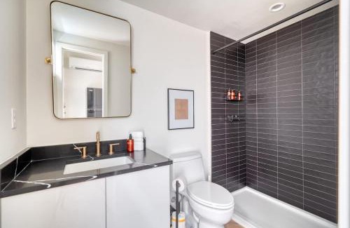 Alberta Arts District Hotel | Lively Alberta Arts Studio
