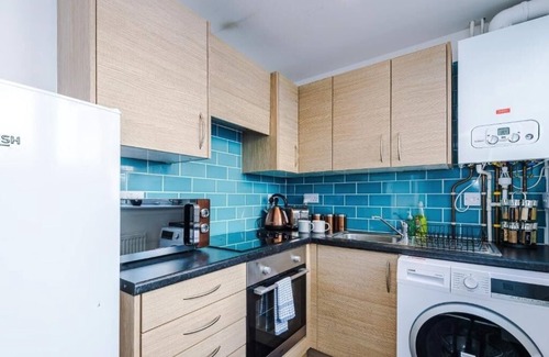 Liverpool House | Liverpool | Near City Centre | Free Parking