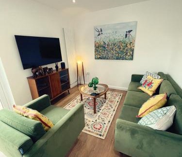 Outwell Apartment | Living Like a Local at Dotties