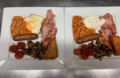 Llandrindod Wells Hotel | Llanerch Inn