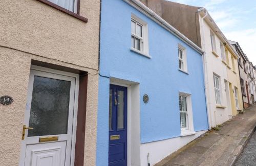 Fishguard House | Llety