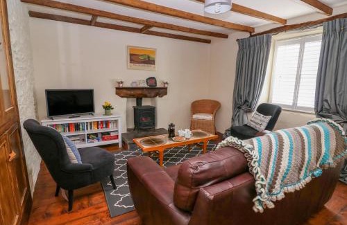 Fishguard House | Llety