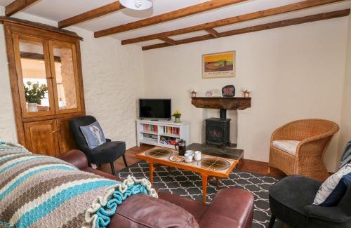 Fishguard House | Llety