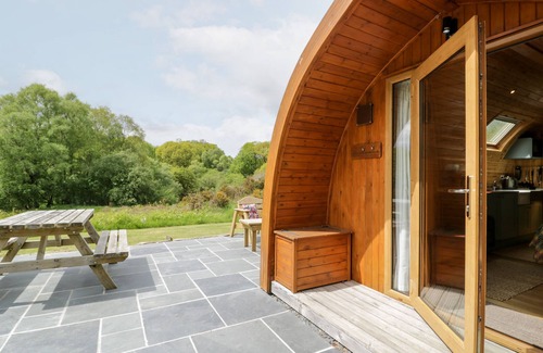 Snowdonia National Park Cottage | LLUGWY POD, family friendly, luxury holiday cottage in Betws-Y-Coed