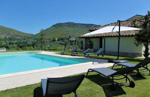Fara in Sabina Resort | LO SCRIGNO COUNTRY HOUSE
