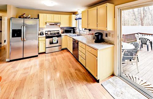 Barnstable House | Lobster Rock Retreat
