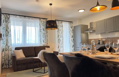 Groebming Apartment | Local View Apartment by myNests - Local View Apartment