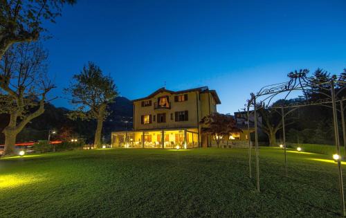 Argegno Hotel | Locanda Sant' Anna