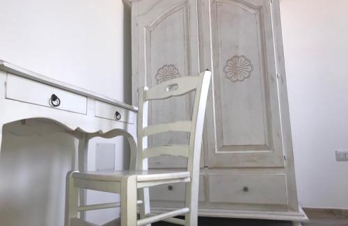 Monserrato House | LOCANDA VECCHIA FATTORIA