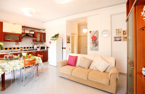 Ercolano Apartment | Located in Ercolano, 700 m from the ruins of Ercolano family apartment