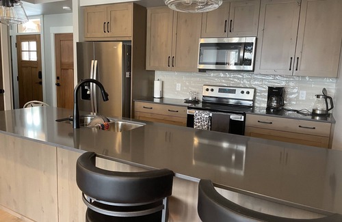 Sun Peaks Condo | Located in SunPeaks close to skiing and golf