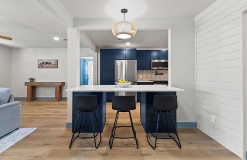 Melissa House | Located in the Heart of Melissa, TX a quick 2 minute walk to downtown