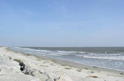 Saint Helena Island Villa | Located next to Beach Club - 318 CJF - Book Now for Best Dates in 2026