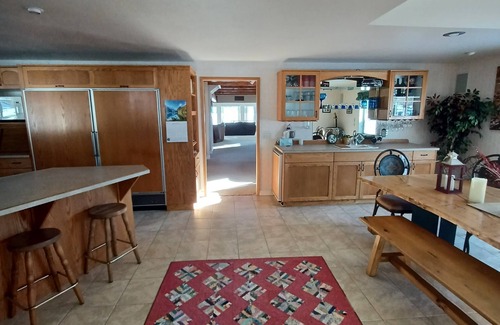 Susanville House | Located on Eagle Lake's north shore in Lassen County.