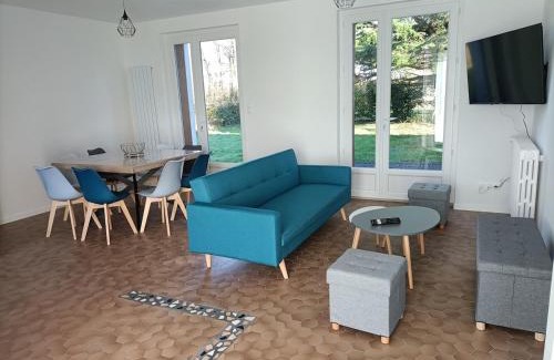 Brux House | Location des longères