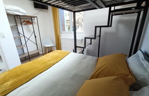 Brux House | Location des longères