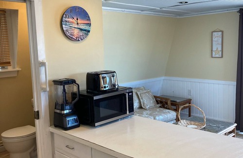 Misquamicut Apartment | LOCATION LOCATION LOCATION