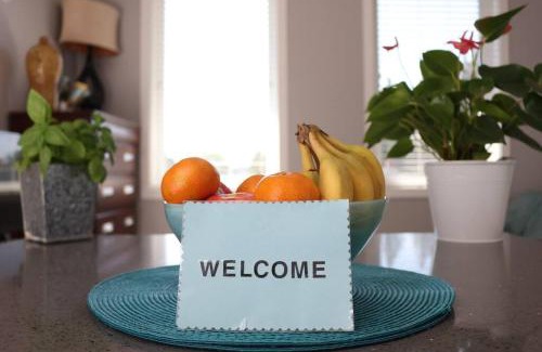 Saanich East Apartment | LOCATION LOCATION LOCATION IMMACULATE 1 BEDROOM SUITE