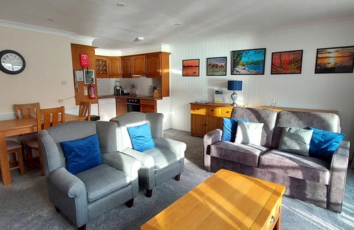 Kinloch Rannoch Apartment | Loch Rannoch Highland Club, Red Deer 8