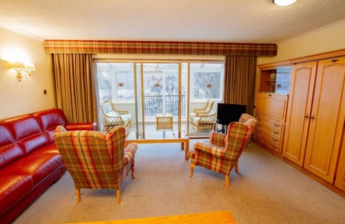 Kinloch Rannoch Apartment | Loch Rannoch Highland Club, Red Squirrel Lodge 5