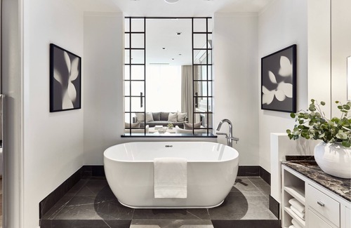 Coal Harbour Hotel | Loden Hotel