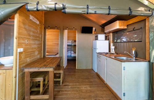 Lesperon RV Rental | 'Lodge 1' with Shared Pool, Terrace and Shared Garden
