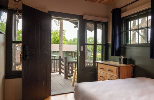 Schroon Lake Hotel | Lodge at Schroon Lake