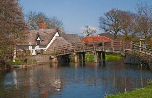 East Bergholt Apartment | Lodge Cottage