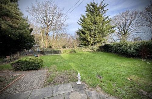 East Bergholt Apartment | Lodge Cottage