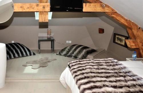 Bully House | Lodges Lao