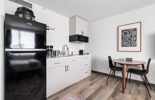 Greenway Plaza-Upper Kirby Apartment | Lodgeur | Studio near Greenway Plaza | Upper Kirby