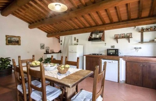 Serravalle Pistoiese Apartment | Lodging in a wine estate,private Terrace,pool,Wi-Fi,village walk distance,sl 8
