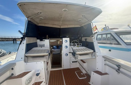 Arrecife Boat Rental | Lodging Rita Seis two steps away from the center of Arrecife and its beaches.