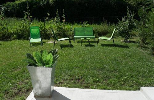 Parmilieu Apartment | Loft à La Campagne