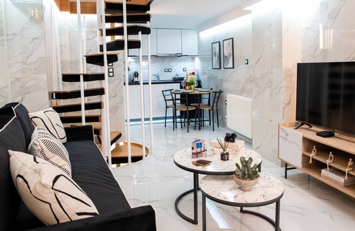 Kallithea Apartment | Loft 1· Diovounioti 11 A Rare Gem Near the Acropo