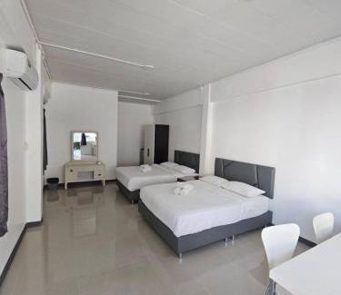 Khlong Sam Prawet Hotel | Loft 21 Apartment Romklao