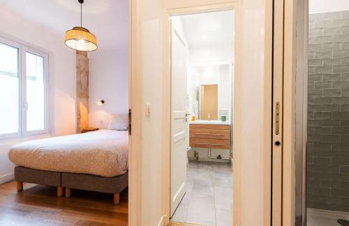 17th Arrondissement Apartment | Loft 4 BR Montmartre Pigalle AC by LCC Agency