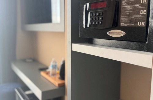 Arnavutkoy Hotel | Loft Airport Hotel