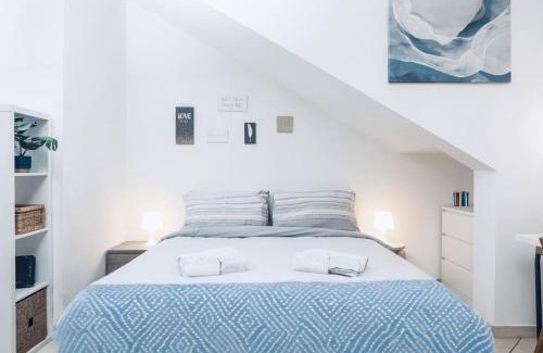 Scandellara Apartment | Loft - Comfort Studio - [10m Piazza Maggiore]