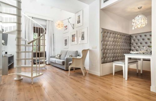 Centro Apartment | Loft Duplex with private terrace - Historic Center by REMS