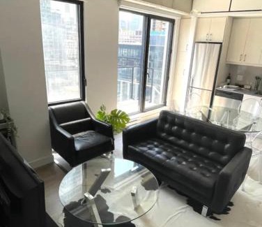 Cite Multimedia Apartment | Loft moderne au coeur de Montreal