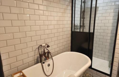 Le Malzieu-Ville House | loft nhmotorsport