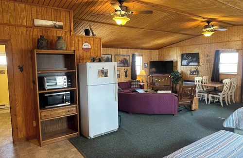 Spirit Lake House | Loft Oasis:Fam+PetFriendly,Big Spirit Lake